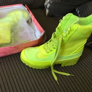 🔥brand new egooffical combat neon boot UK 7